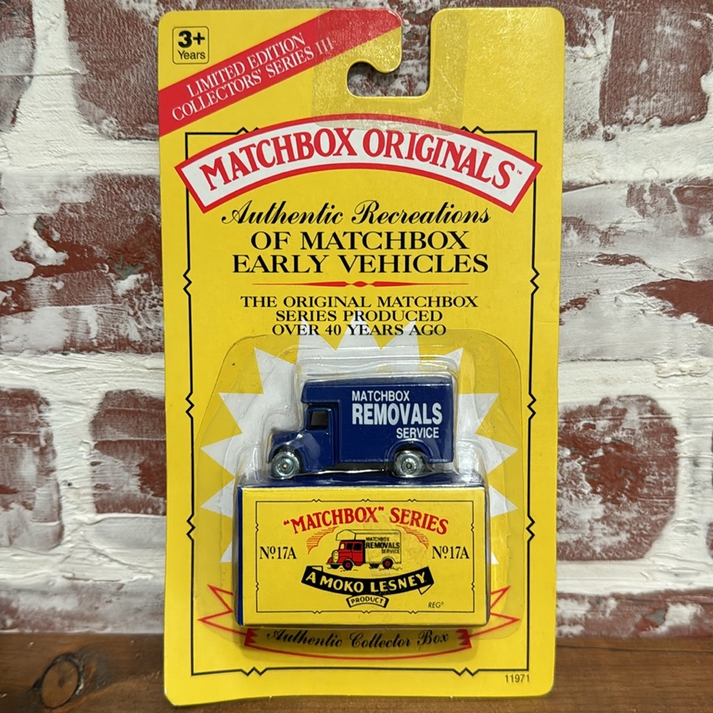 MATCHBOX Originals No. 17A Moko Lesney 1950 O Type Bedford Removal Van New w/Box